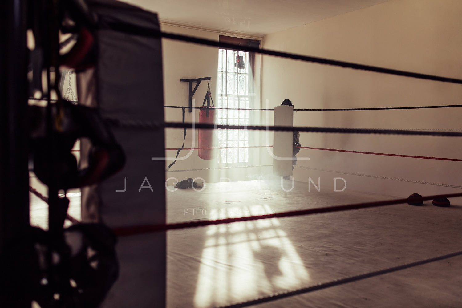 3D boxer arena. Isolated empty boxing ring with... - Stock Illustration  [69790045] - PIXTA